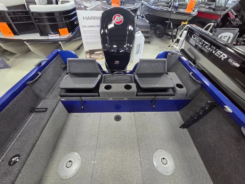 Slide: The Image of Crestliner 1850 Kodiak SC 2026 - 21