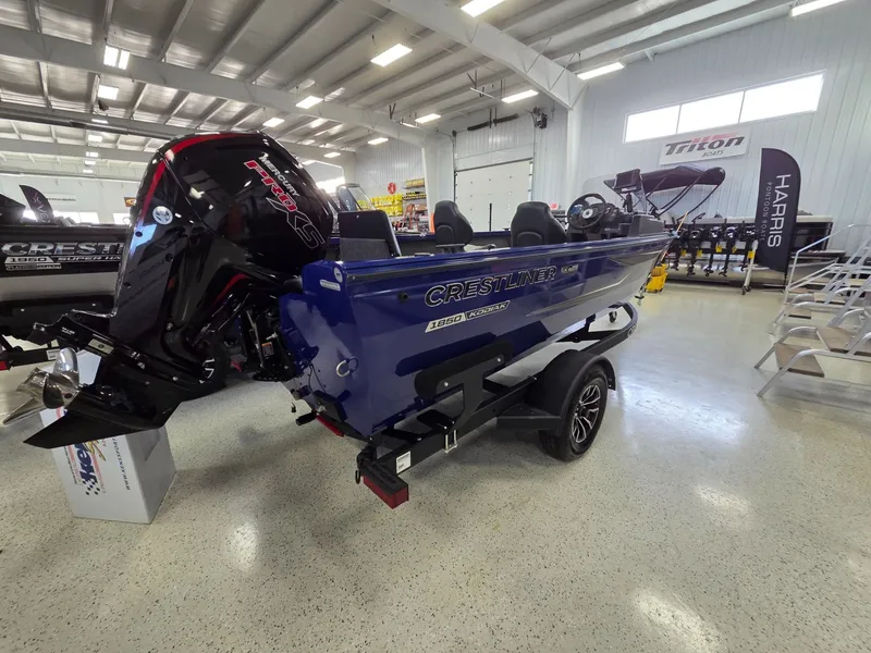 Slide: The Image of Crestliner 1850 Kodiak SC 2026 - 3