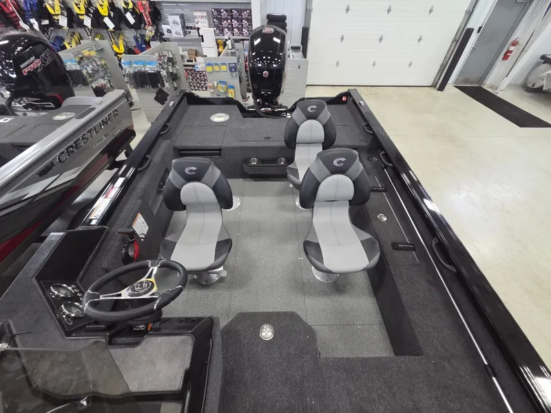 Slide: The Image of Crestliner 1850 Fish Hawk SC JS 2026 - 26