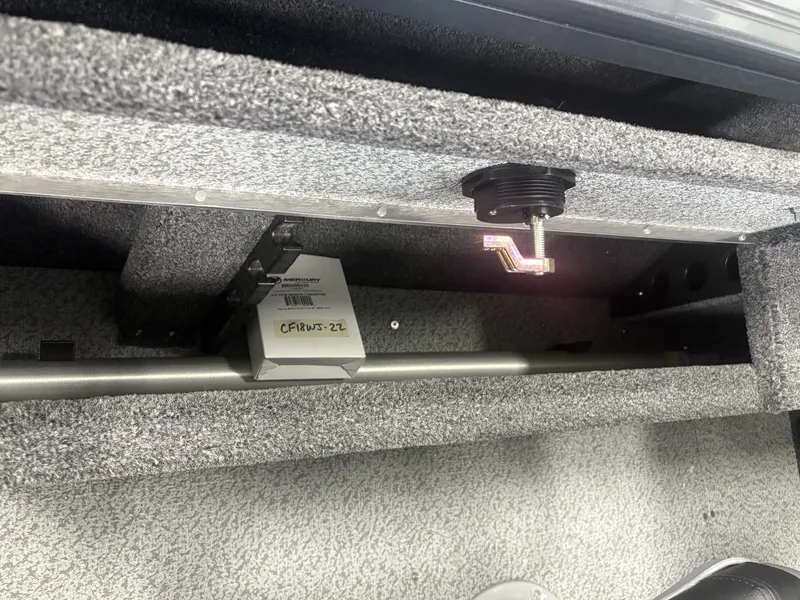 Slide: The Image of Crestliner 1850 Fish Hawk WT JS 2026 - 19