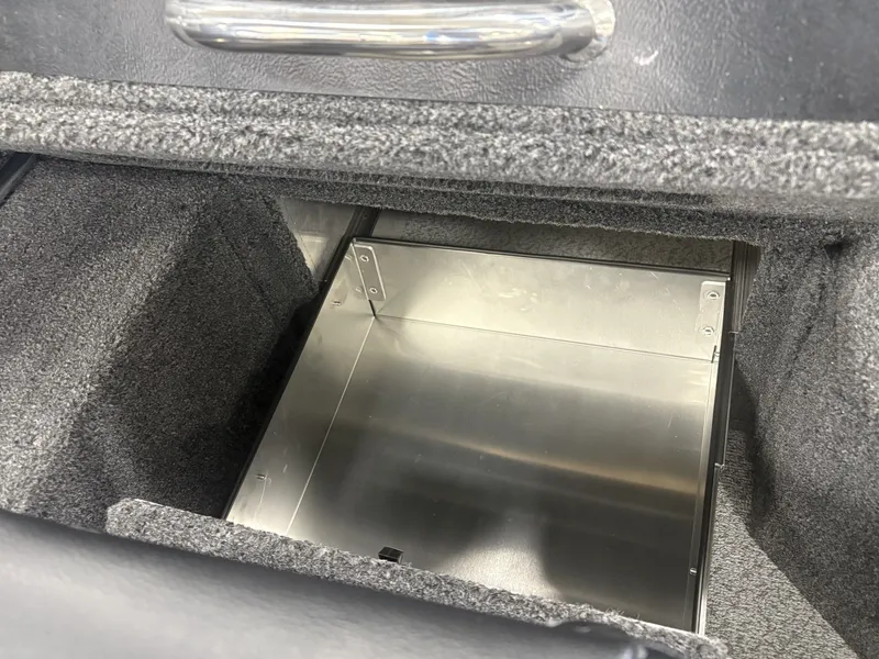 Slide: The Image of Crestliner 1850 Fish Hawk WT JS 2026 - 21