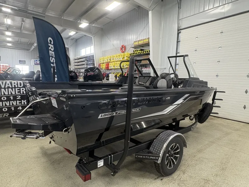 Slide: The Image of Crestliner 1850 Fish Hawk WT JS 2026 - 5