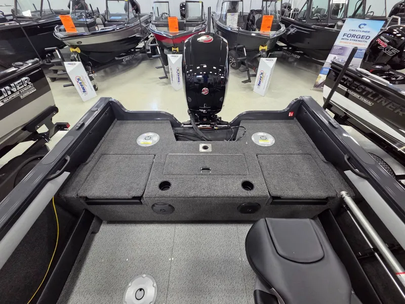 Slide: The Image of Crestliner 1850 Super Hawk 2026 - 28