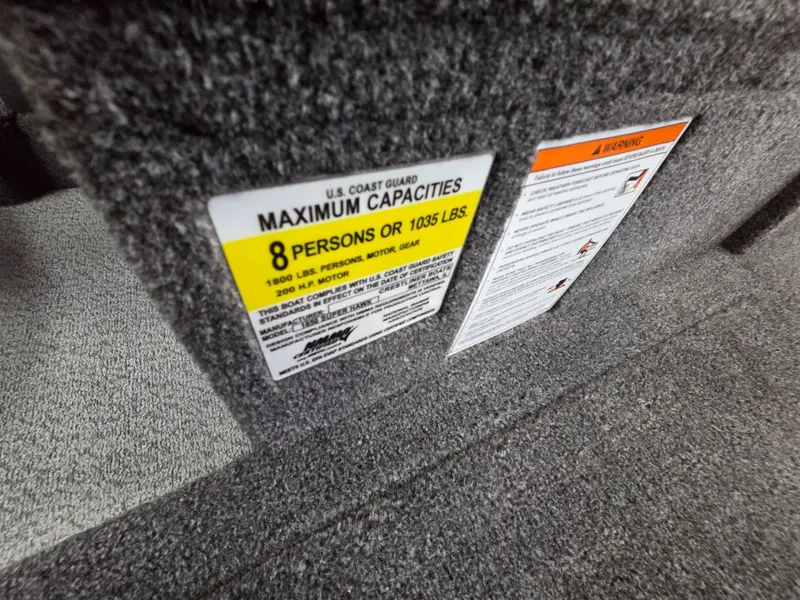 Slide: The Image of Crestliner 1850 Super Hawk 2026 - 33