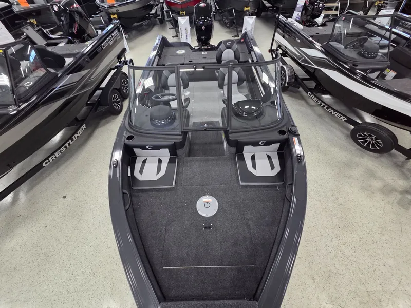 Slide: The Image of Crestliner 1850 Super Hawk 2026 - 8