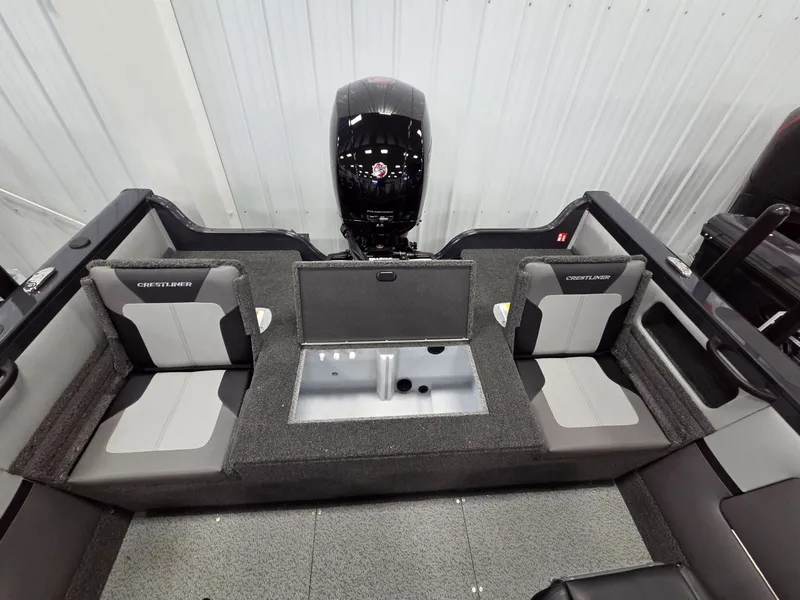 Slide: The Image of Crestliner 1850 Sportfish 2026 - 30