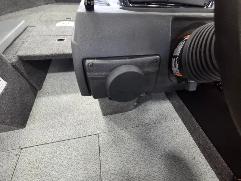 Slide: The Image of Crestliner 1950 Superhawk 2026 - 21