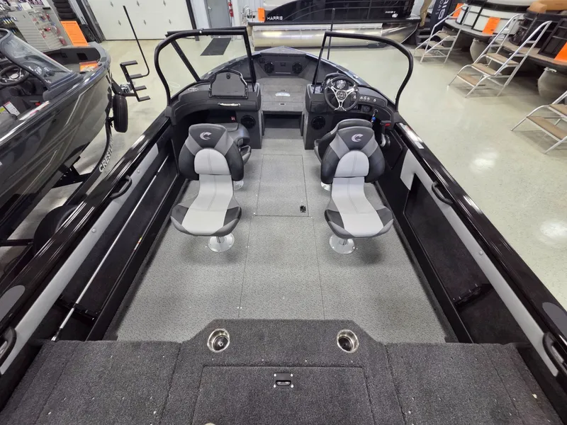 Slide: The Image of Crestliner 1950 Superhawk 2026 - 32