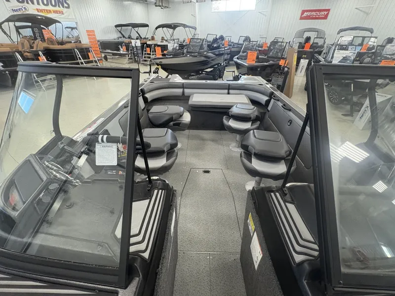 Slide: The Image of Crestliner 1950 Sportfish 2026 - 12