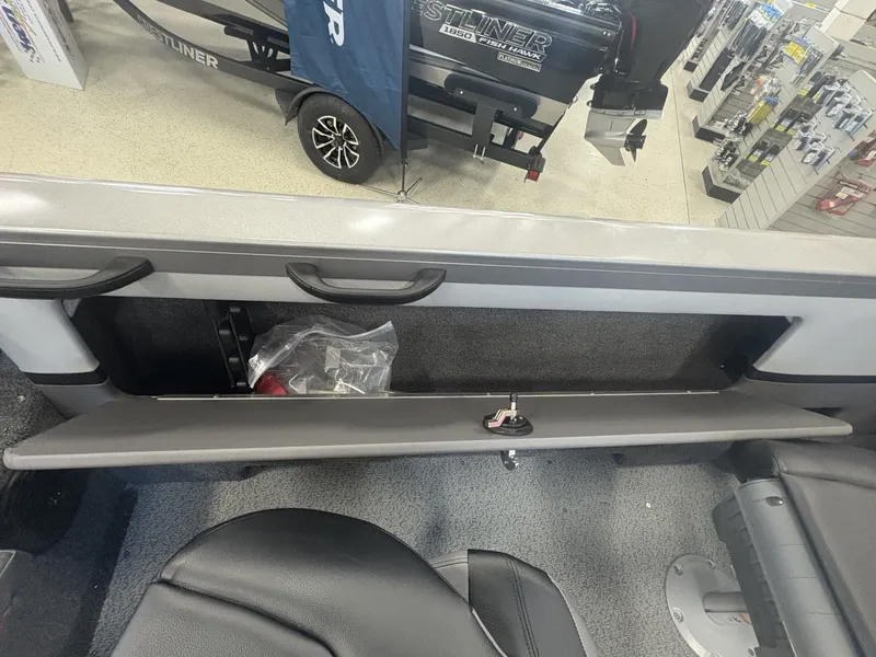 Slide: The Image of Crestliner 1950 Sportfish 2026 - 15