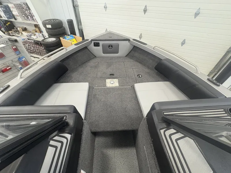 Slide: The Image of Crestliner 1950 Sportfish 2026 - 8