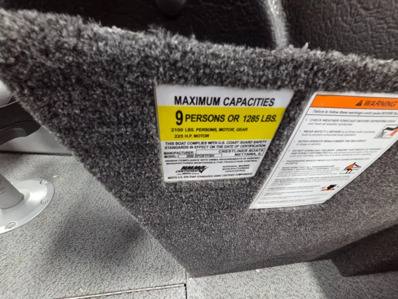 Slide: The Image of Crestliner 2050 Sportfish 2026 - 36