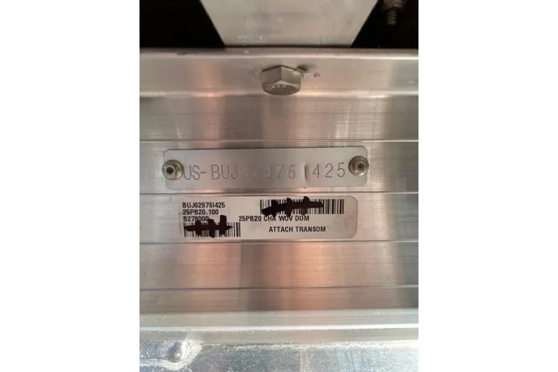 Slide: The Image of 2025 Sun Tracker Party Barge 20 DLX identification plate with serial number details. - 9