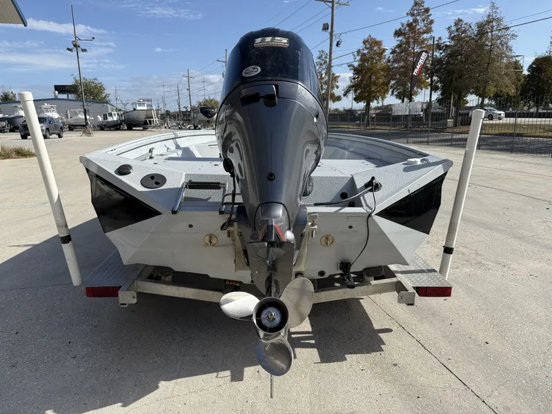 Slide: The Image of Excel 203 Bay Pro 2018 - 11