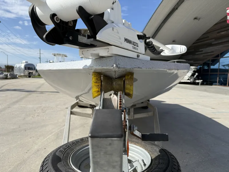 Slide: The Image of Excel 203 Bay Pro 2018 - 3