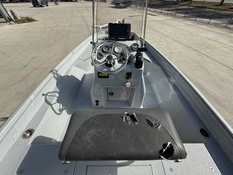 Slide: The Image of Excel 203 Bay Pro 2018 - 5