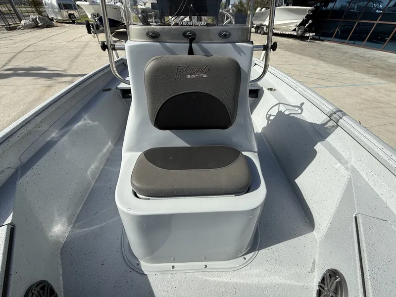 Slide: The Image of Excel 203 Bay Pro 2018 - 7