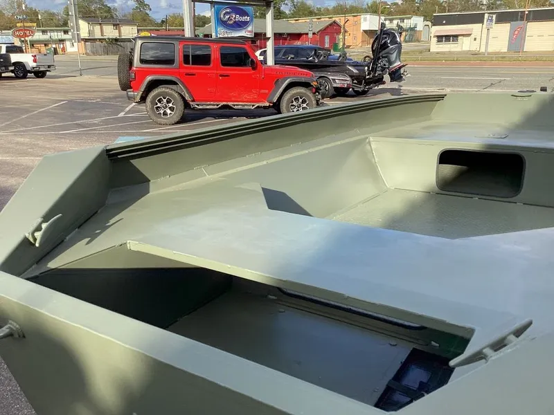 Slide: The Image of Edge Boats 656-SPORTSMAN 2026 - 17