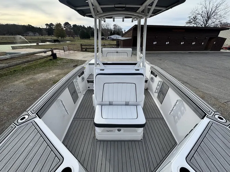 Slide: The Image of Yamaha 220 FSH Sport 2023 - 14