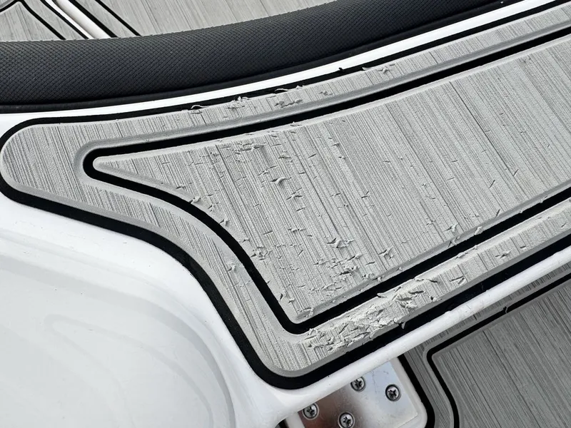 Slide: The Image of Yamaha 220 FSH Sport 2023 - 23