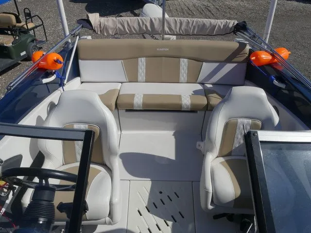 Slide: The Image of Glastron GT 180 2015 - 13