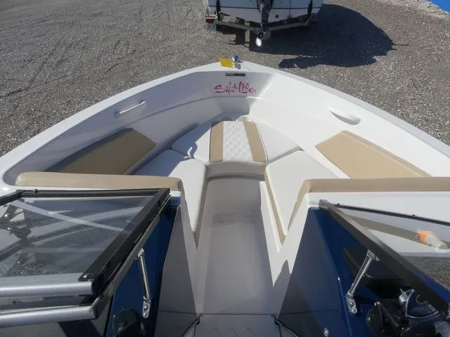 Slide: The Image of Glastron GT 180 2015 - 14