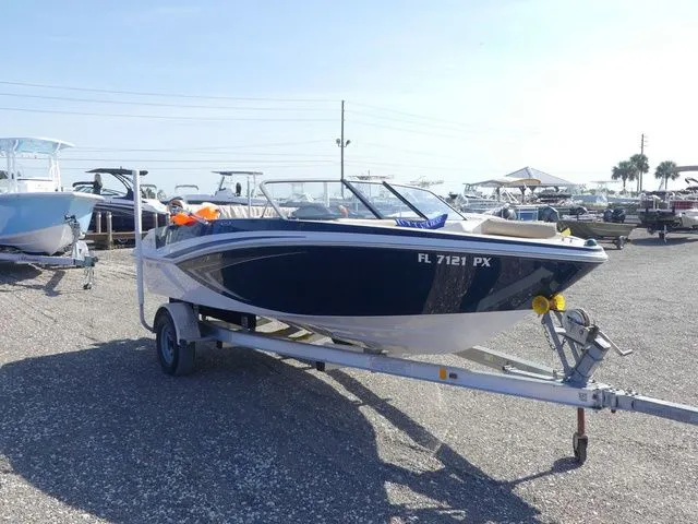 Slide: The Image of Glastron GT 180 2015 - 3