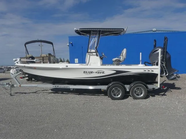 Slide: The Image of Blue Wave 2200 PureBay 2017 - 7