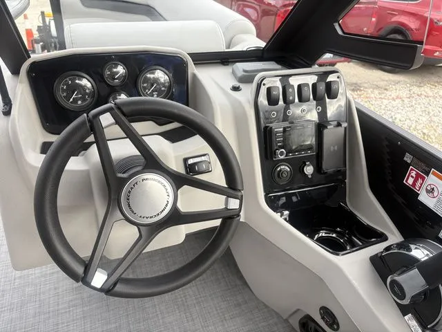 Slide: The Image of Princecraft VECTRA 23 WRL/150XL EFI 4S 2026 - 6