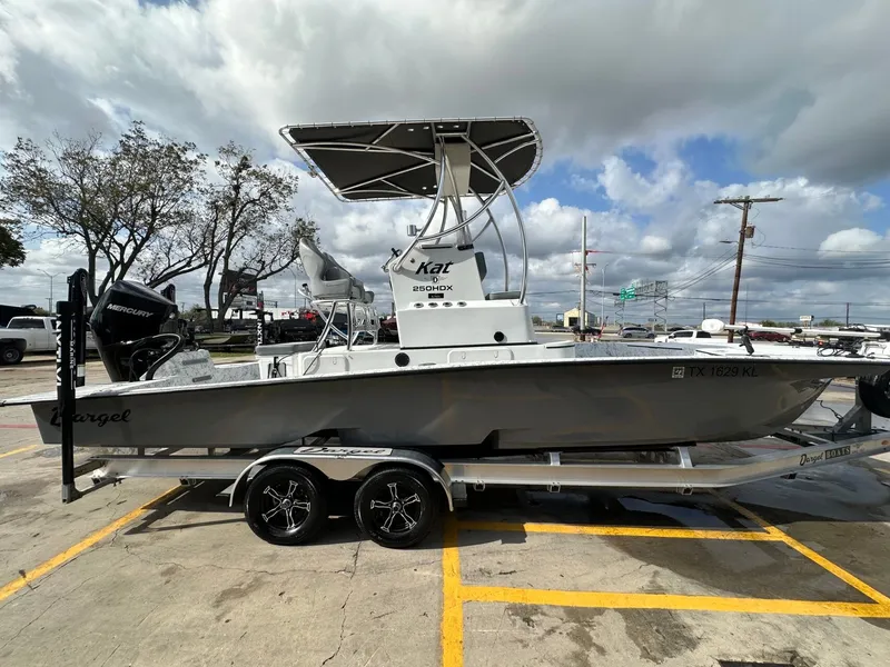 Slide: The Image of Dargel Kat 250HDX 2021 - 6