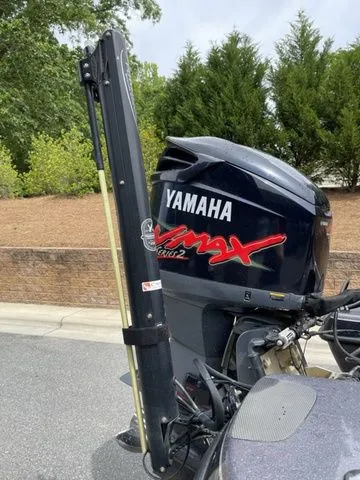 Slide: The Image of 2008 Bee Line Super Vee with Yamaha VMAX engine, parked outdoors. - 4