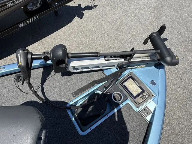 Slide: The Image of 2021 Vexus AVX1880 boat with Minn Kota trolling motor and control panel. - 9