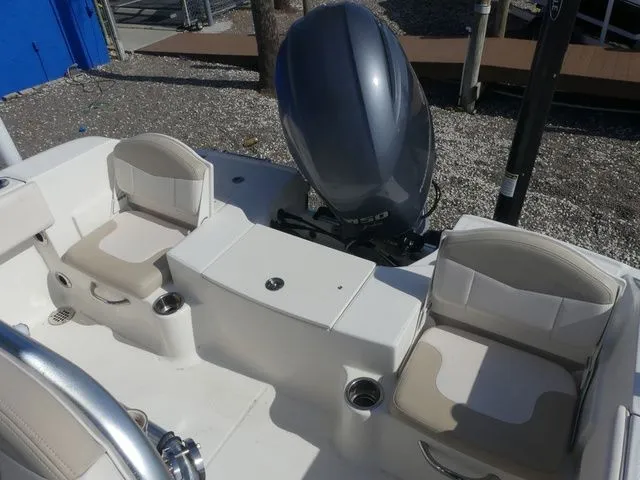 Slide: The Image of Robalo R180 Center Console 2017 - 21