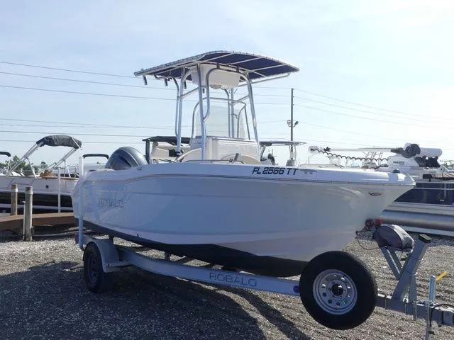 Slide: The Image of Robalo R180 Center Console 2017 - 3