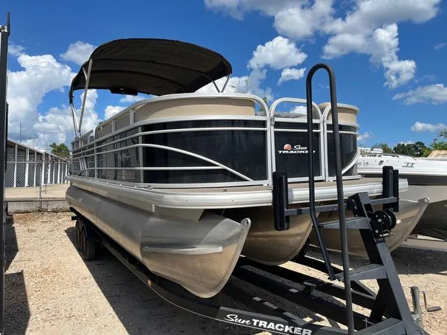 The Image of Sun Tracker 24PB XP3 2020 - 1