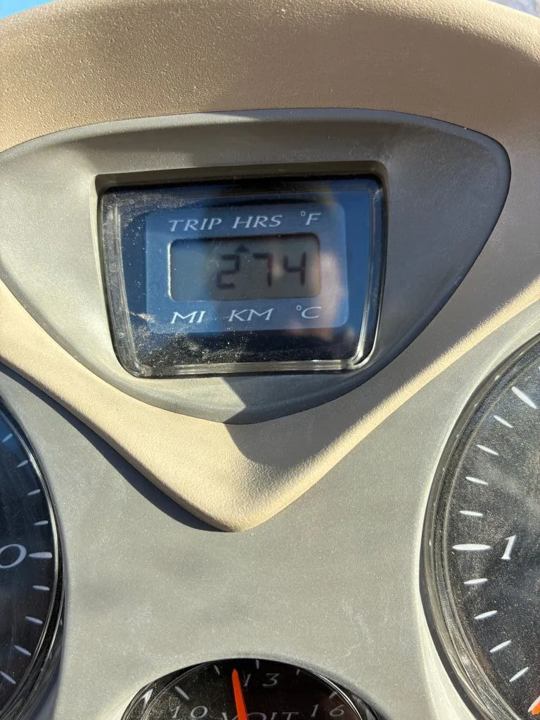 Slide: The Image of Bayliner CAPRI 2002 - 14