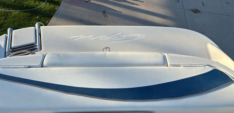 Slide: The Image of Bayliner CAPRI 2002 - 4