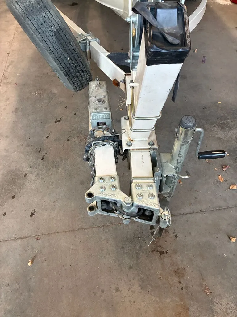 Slide: The Image of Bayliner CAPRI 2002 - 5