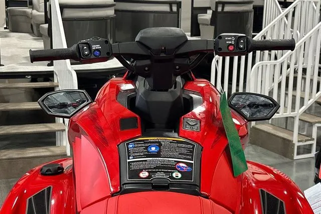 Slide: The Image of Yamaha GP SVHO-TORCH RED 2026 - 27