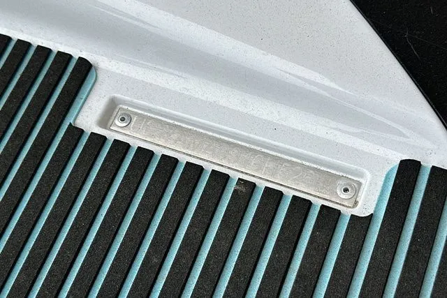 Slide: The Image of Yamaha VX-WHITE/MINT 2026 - 34