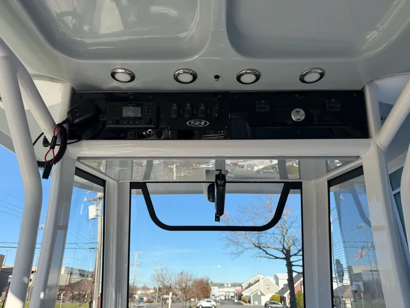 Slide: The Image of Sea Hunt Ultra 275 SE 2024 - 5