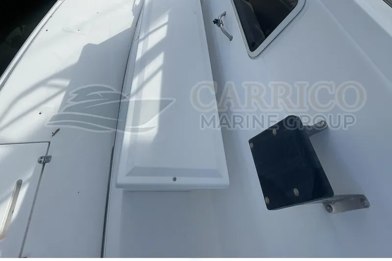 Slide: The Image of 1996 Cruisers Yachts 3650 Aft Cabin deck with hatch and handle detail. - 10