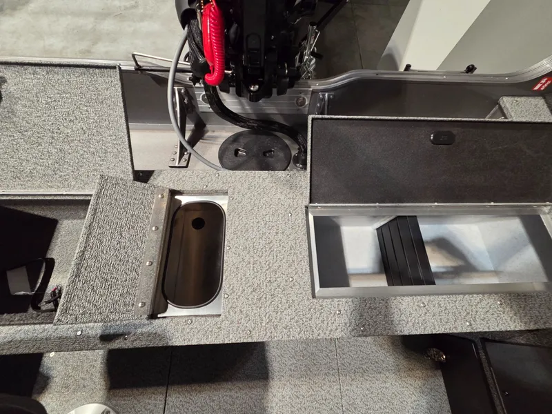 Slide: The Image of Interior view of Crestliner 1850 Pro Tiller 2026 boat. - 24