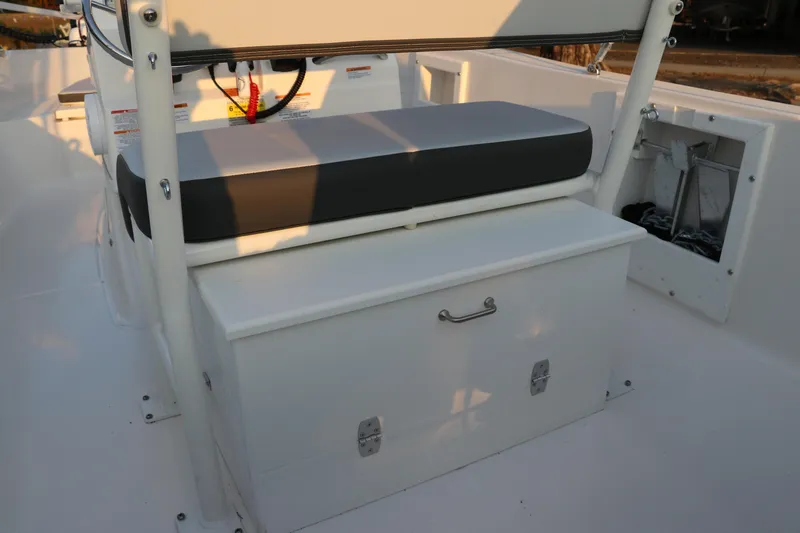 Slide: The Image of 2025 Robalo R160 Center Console boat seat and storage compartment. - 15