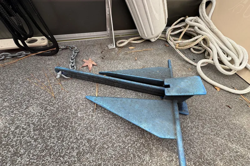 Slide: The Image of 2017 SUNTRACKER TRI-TOON, Fishin' Barge 22 DLX - 17