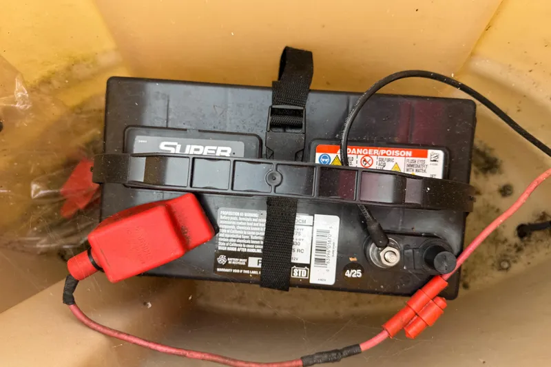 Slide: The Image of 2017 SUNTRACKER TRI-TOON, Fishin' Barge 22 DLX - 20