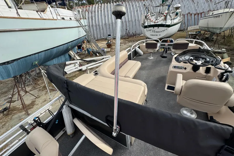 Slide: The Image of 2017 SUNTRACKER TRI-TOON, Fishin' Barge 22 DLX - 22