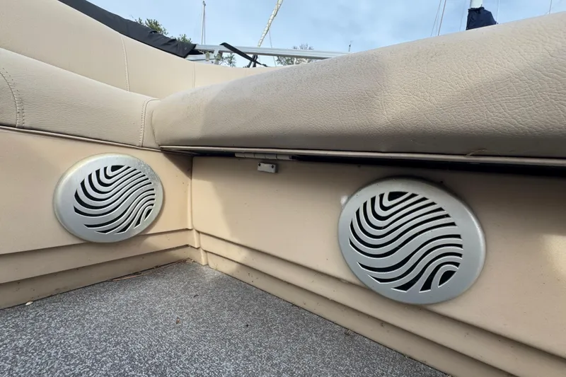 Slide: The Image of 2017 SUNTRACKER TRI-TOON, Fishin' Barge 22 DLX - 26