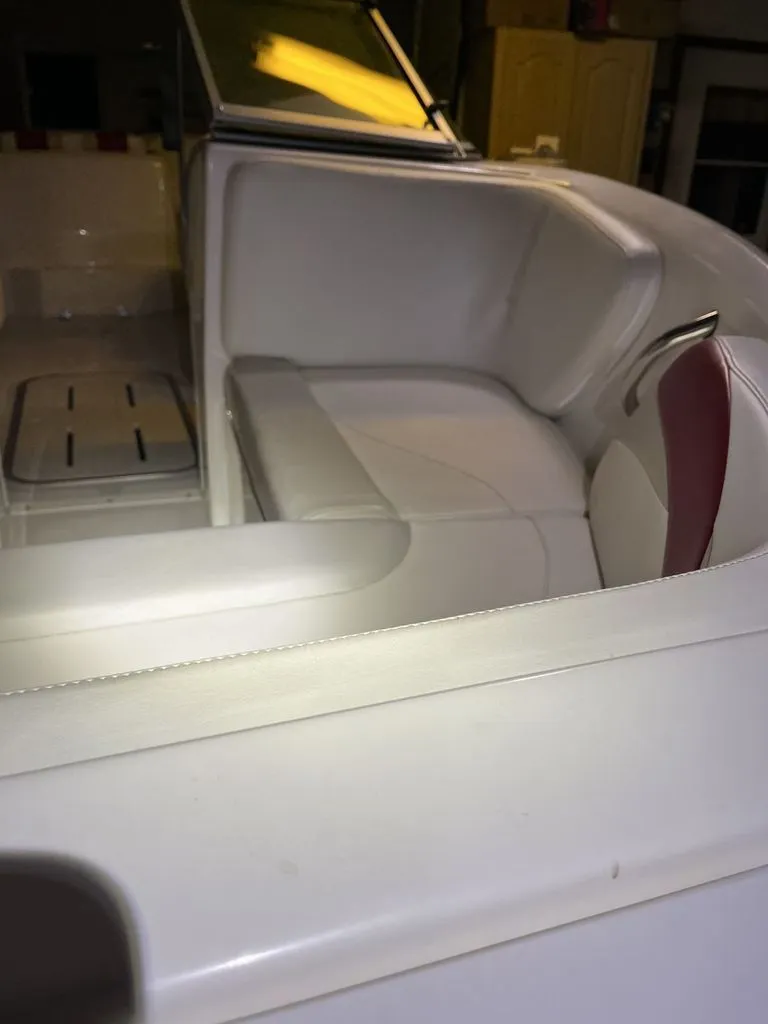 Slide: The Image of Mariah SX 19 Bowrider 2006 - 11