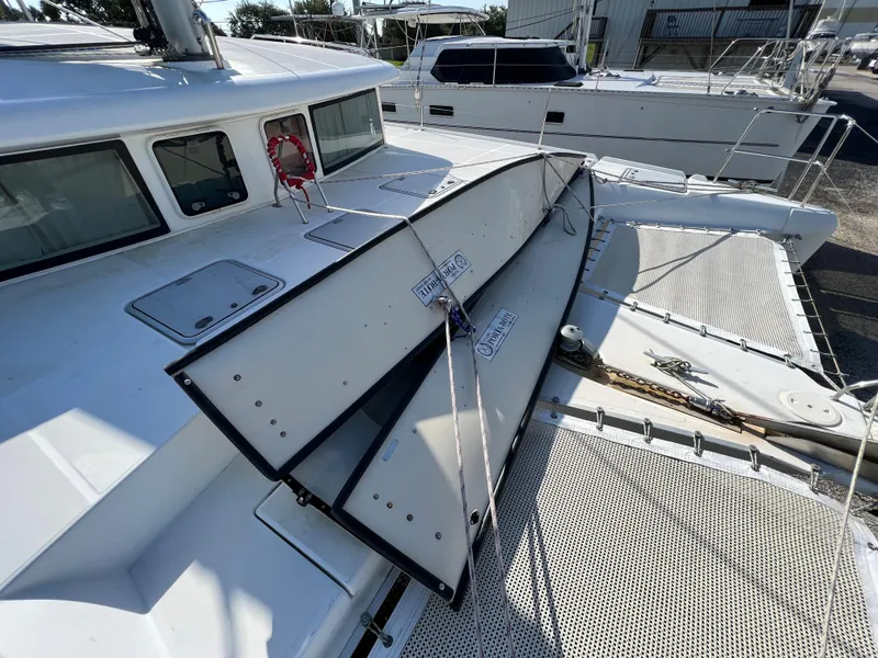 Slide: The Image of Lagoon 420 2008 - 51